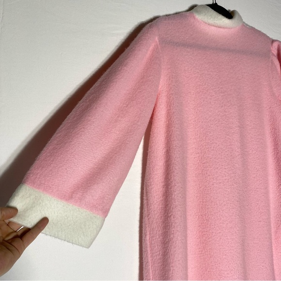 Vintage Hamilton Pink and White Fleece Long Sleeve Housecoat Robe Nightgown L - Picture 11 of 16